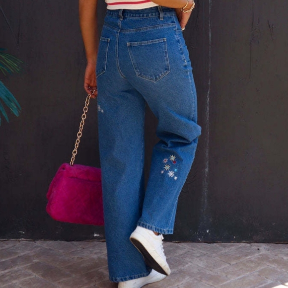 Retro High-Rise Embroidered Daisy Flower Straight Leg Hippie Cotton Denim Jeans - Picture 11 of 16